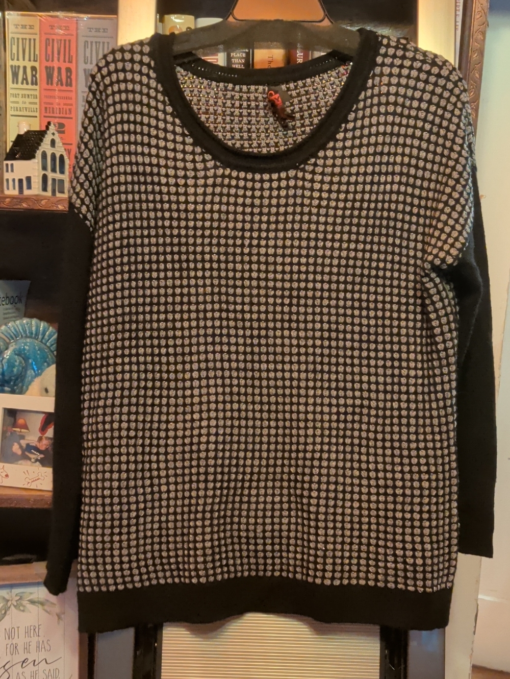 Yoki Black and White Crewneck Sweater
